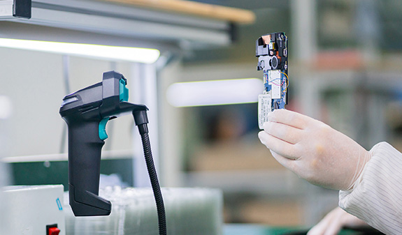 条码扫描装备，，，，，是怎样应用于3C制造的各环节中